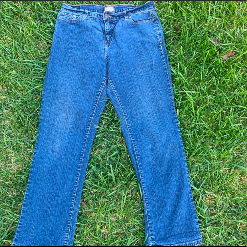 Levi Jeans - Picture 2 of 3